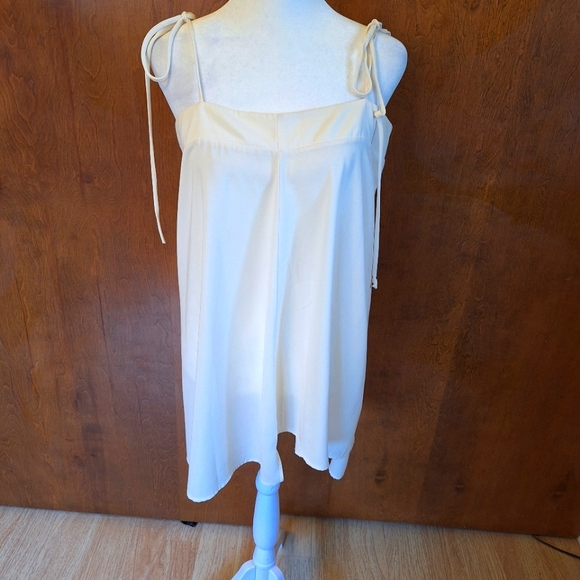 Urban Outfitters Elegant Cream Sleeveless Top, mini dress or swimsuit cover. . - Picture 2 of 9